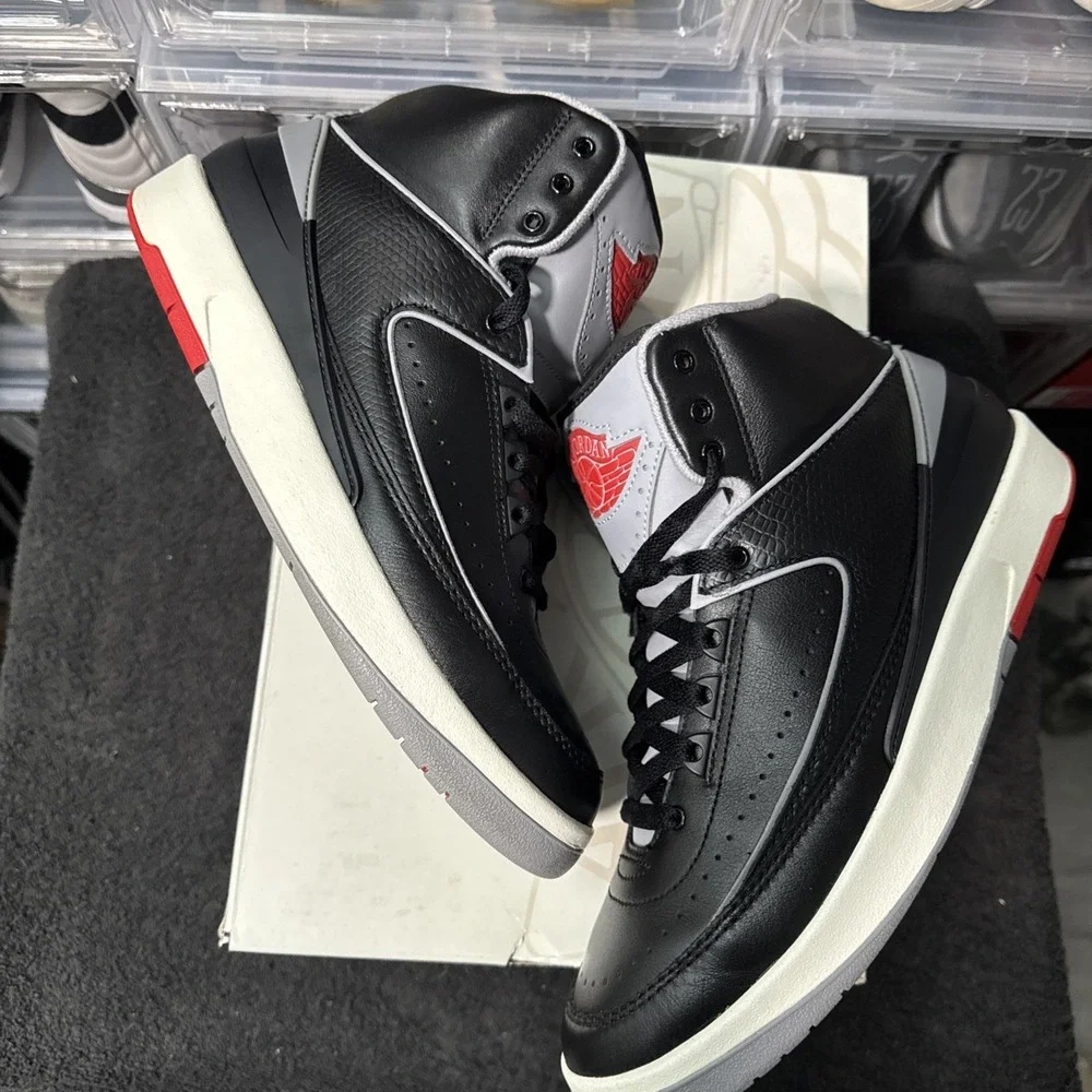 Jordan product pair